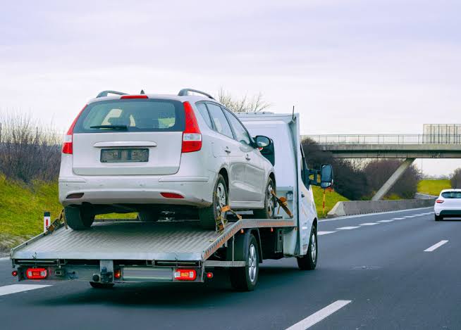 Long Distance Towing & Vehicle Transport UK